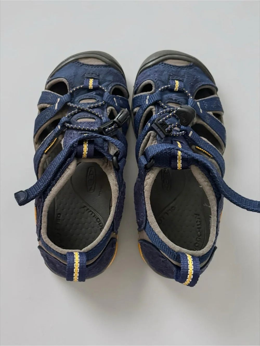 KEEN Kids Newport H2 Navy Blue Yellow Waterproof Sport Sandals Size 13